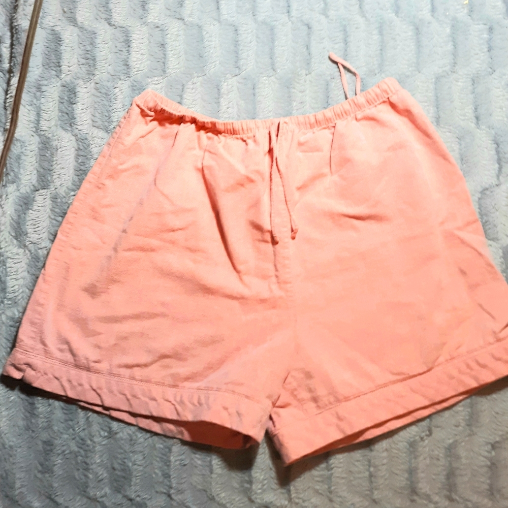 El Salvador soft shorts